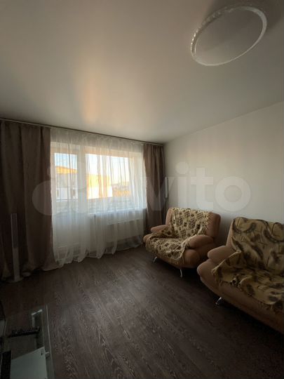 2-к. квартира, 57 м², 10/10 эт.