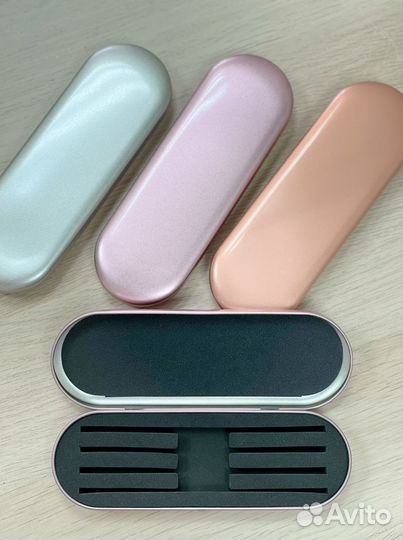 Пенал для хранения пинцетов для наращивания ресниц