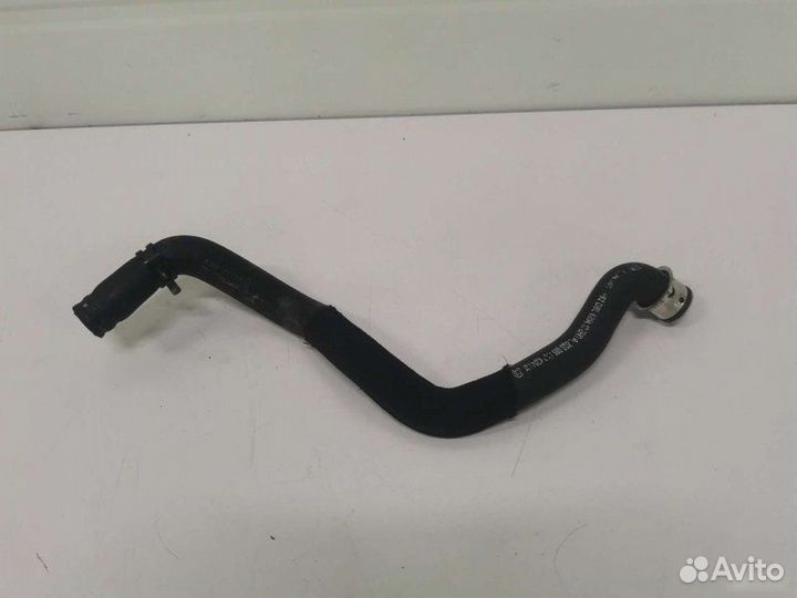 Патрубок охлаждения Mercedes C W204