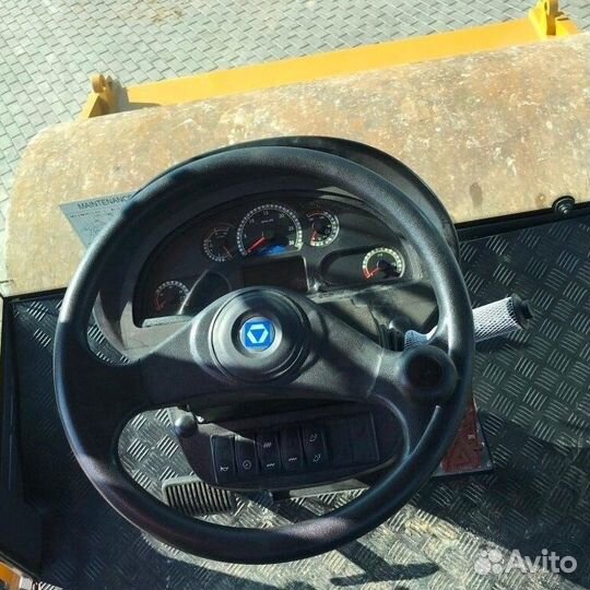 Дорожный каток XCMG XS183, 2023