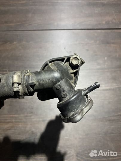 Корпус термостата для suzuki gsf650 bandit 07-08