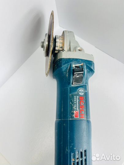 Угловая шлифмашина Bosch GWS 9-125 S (км152)