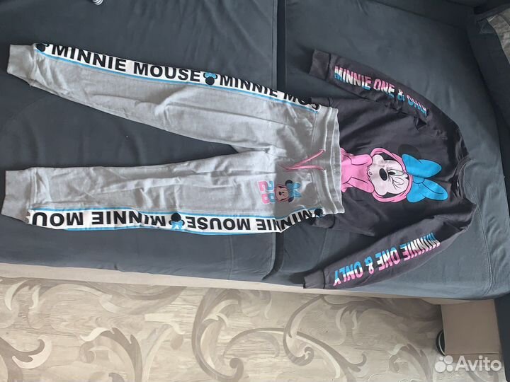 Костюм на девочку 140-146