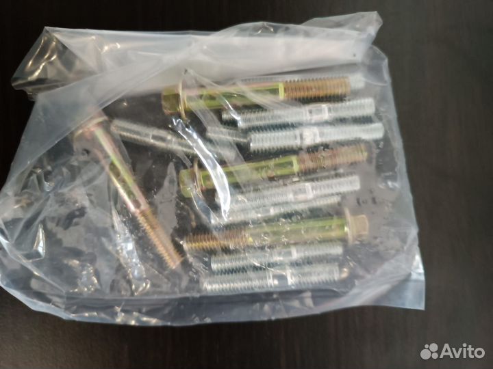 Головка блока Logan/Largus 1.4/1.6(K7J/K7M без р/в