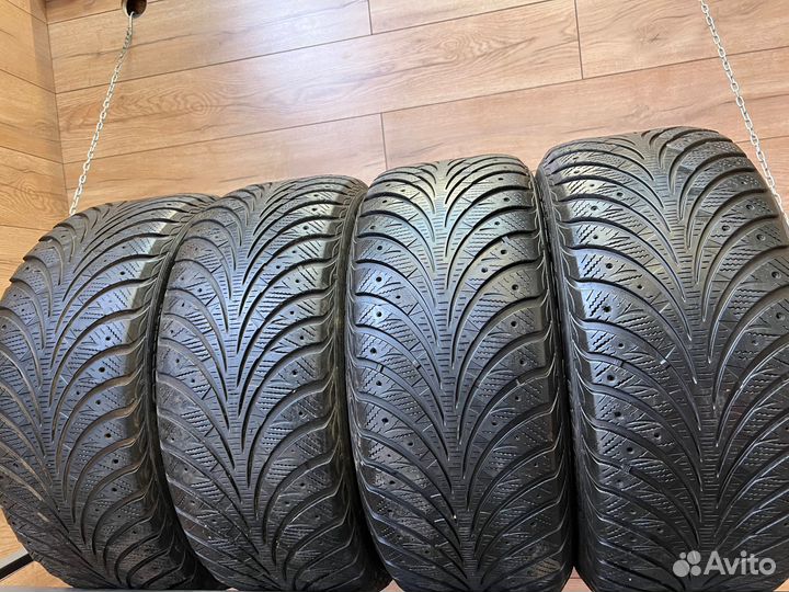 Goodyear UltraGrip Extreme 245/50 R18