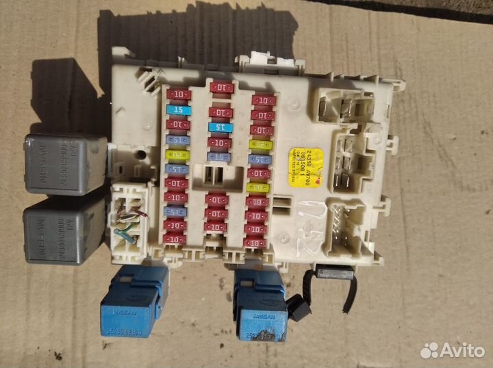 Блок предохранителей Ниссан Примера П12