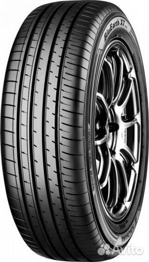 Yokohama BluEarth-XT AE61 225/55 R17