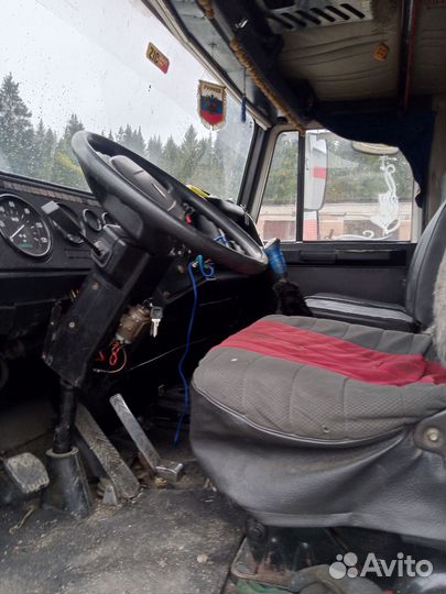 Промтоварный фургон МАЗ 4370, 2005