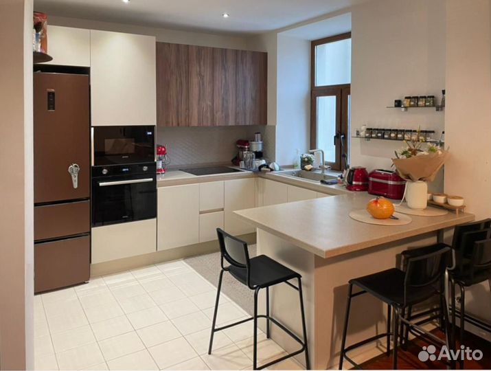 Кухня под потолок из мдф на заказ