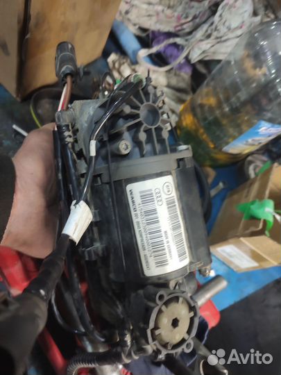 Компрессор пневмоподвески audi q7