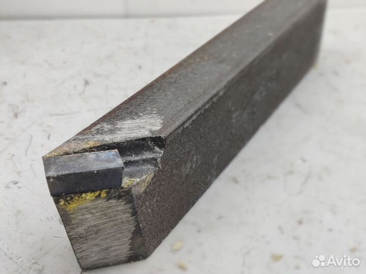 Резец токарный проходной прямой