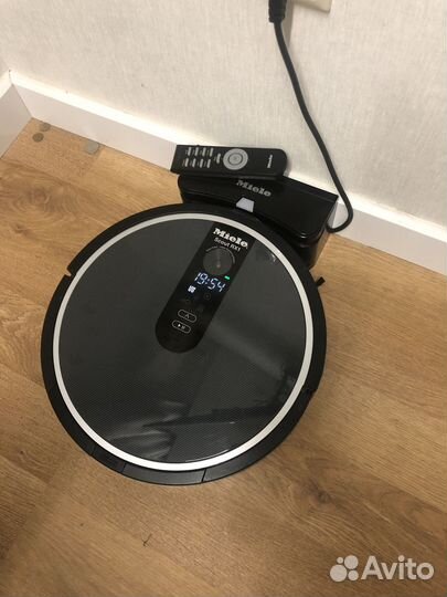 Робот пылесос Miele Scout RX1