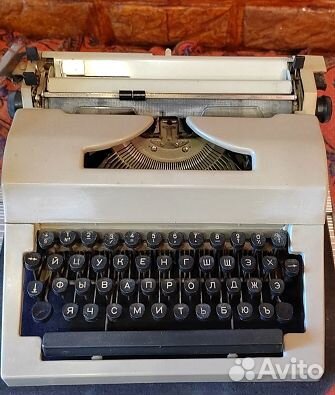 Пишущая машинка Ортех, СССР, 1985 г