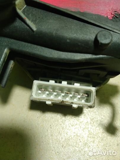 Педаль газа Volvo V70 B5254T 1999