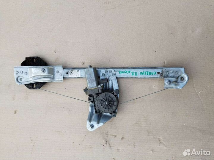 Передний правый стеклоподъёмник Renault Sandero 2