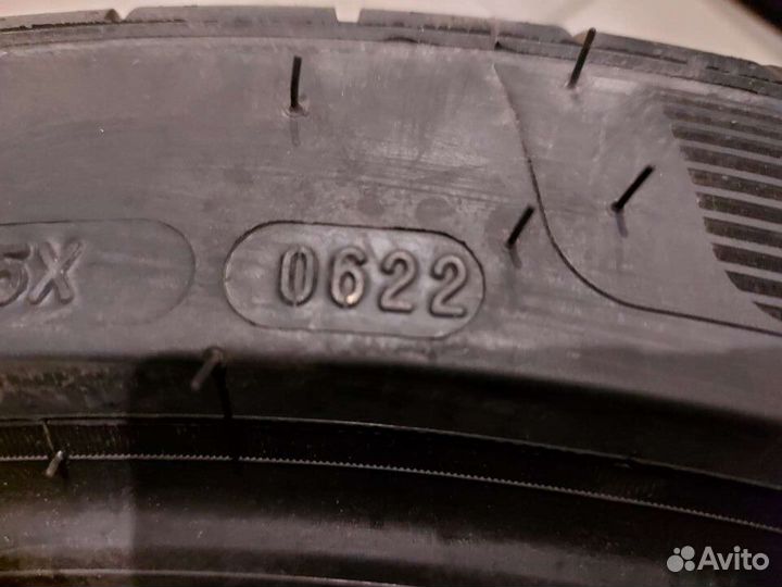 Michelin Pilot Sport 4 S 245/40 R20 99Y