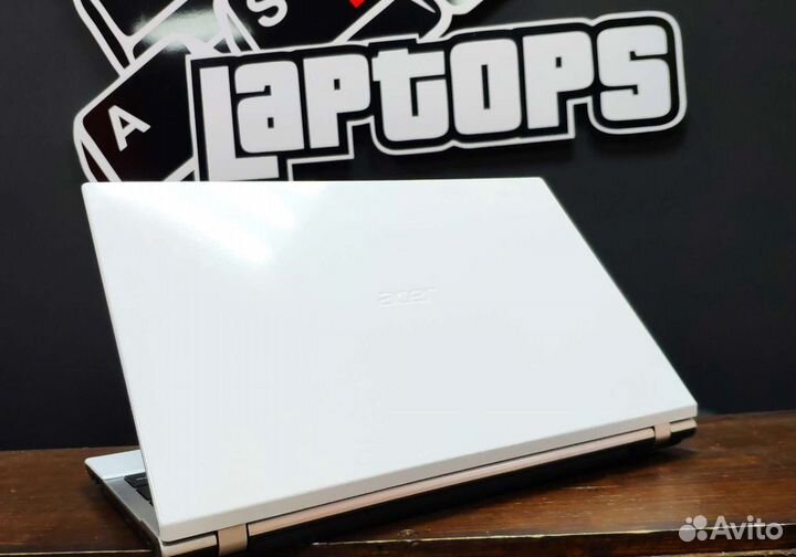 Белый ноутбук acer (i5-3210m,gt630m,8gb)