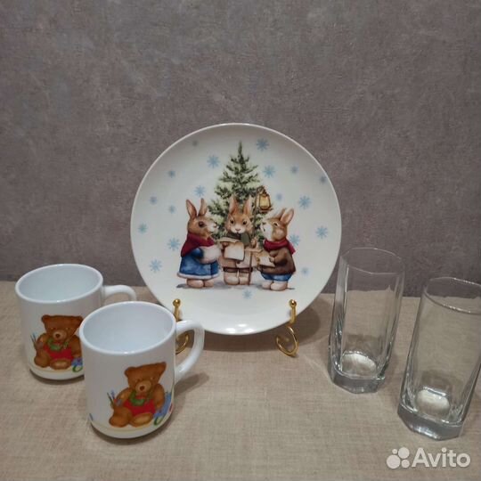 Шейкер-Tupperware.Тарелка и стаканы