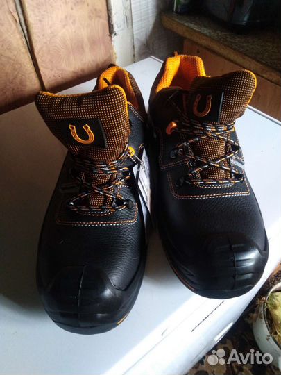 Ботинки летние мистраль новые