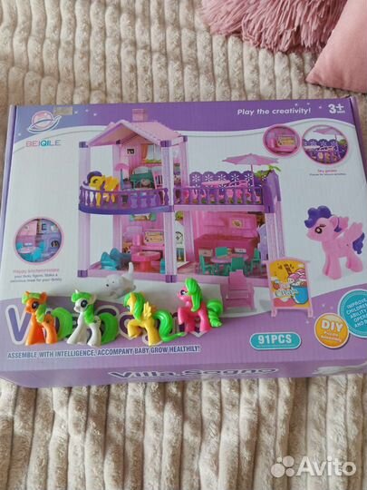 Игрушка Замок