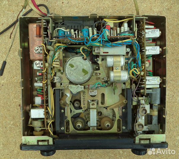 Автомобильная магнитола 