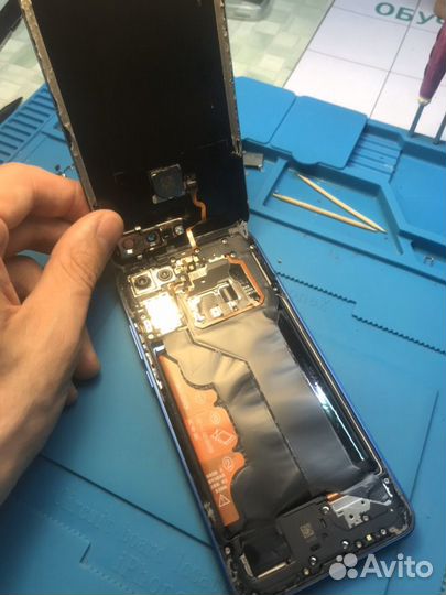 Ремонт iPhone/iPad/Xiaomi/Honor/samsung