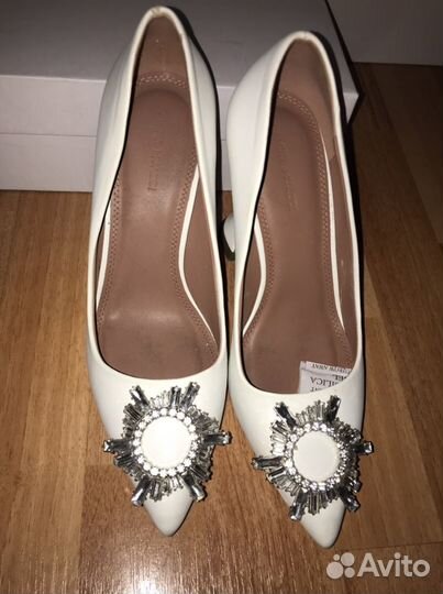 Туфли белые,туфли свадебные, женские 38 размер