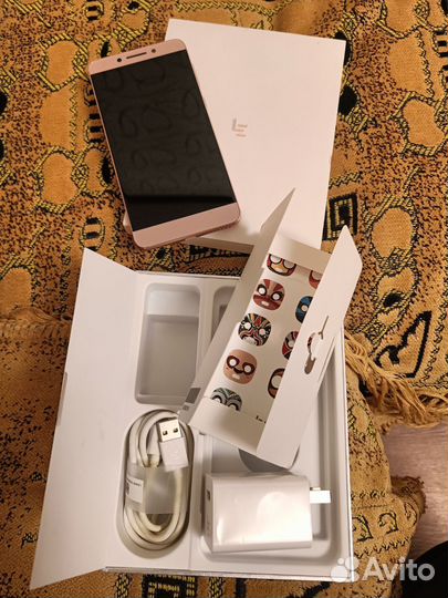 LeEco Le Pro 3, 4/32 ГБ