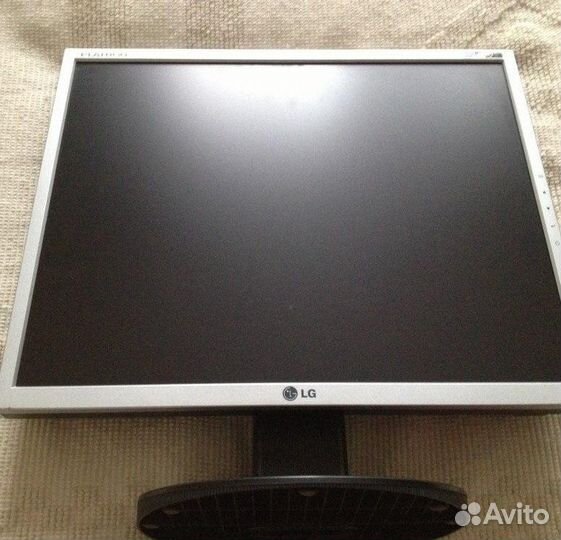 Монитор LG flatron 17 и 19