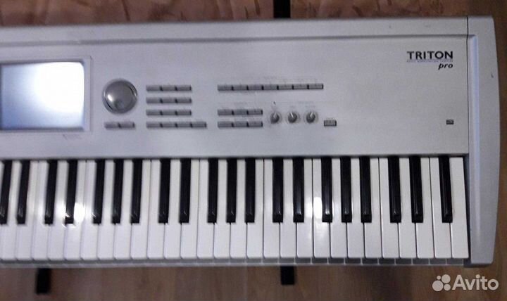Korg triton PRO76
