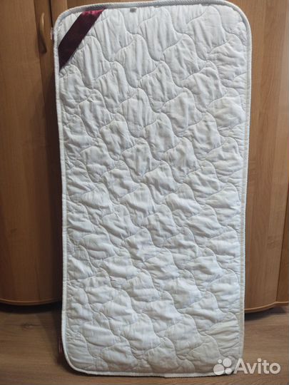 Матрас в детскую кроватку бу 60/120