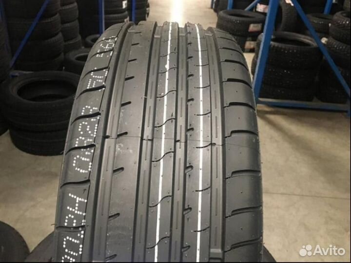 Windforce Catchfors UHP 215/45 R18 93W