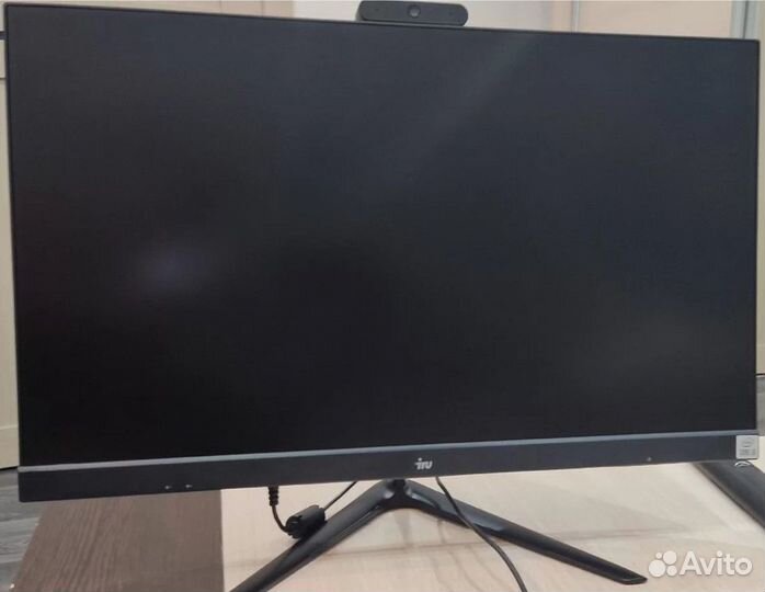Моноблок IRU Core i3 10100, 8гб, 240гб SSD, Win11
