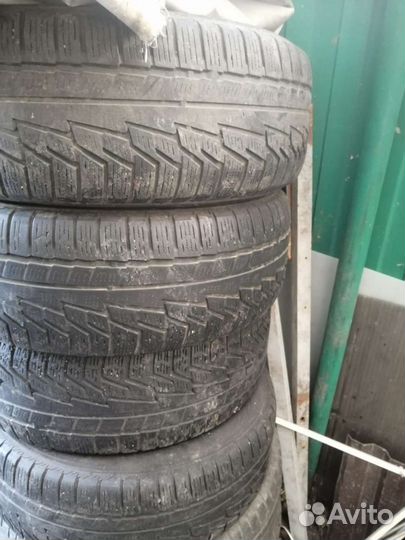 Nokian Tyres WR 225/55 R17