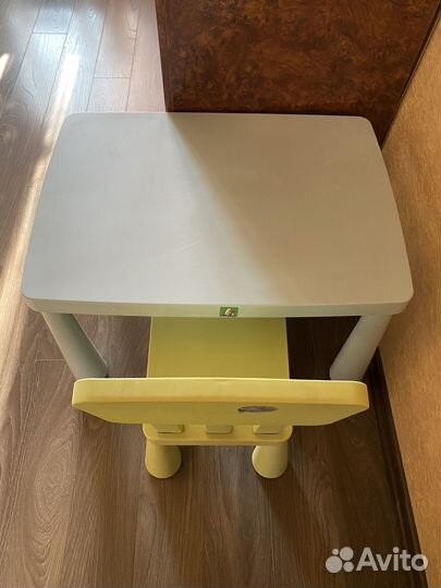 IKEA детский стол и стульчик маммут