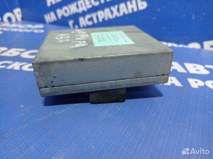 Блок управления двери Nissan Cefiro A32 седан