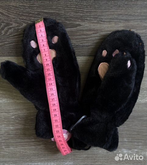 Варежки женские