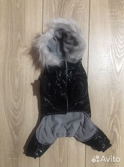 Комбинезон на маленькую собачку