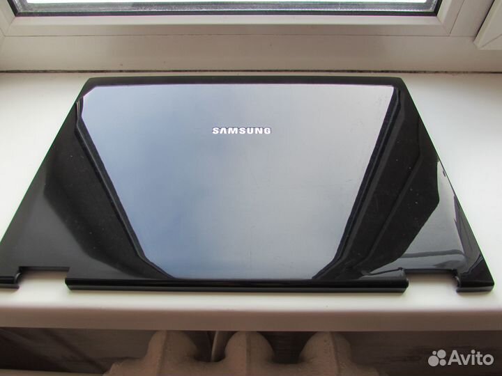 Разбор. Ноутбук “Samsung R710