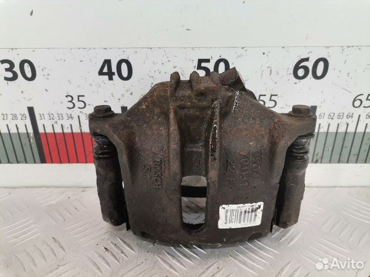 Суппорт передний левый для Peugeot-Citroen 307