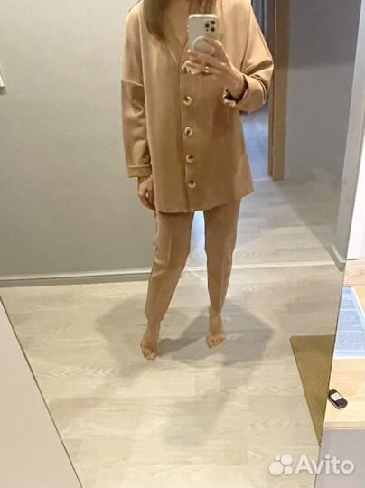 Костюм спортшик брючный бежевый р.42