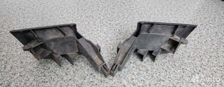 Заглушки в бампер Toyota Hilux Surf 215