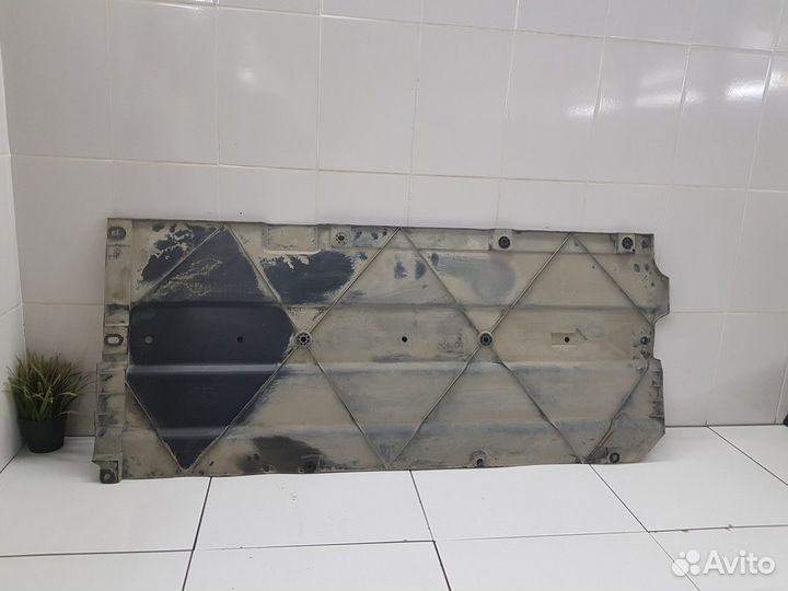 Защита днища правая (Changan UNI-V)