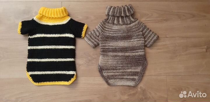 Вязаный свитер для маленькой собачки и кошки