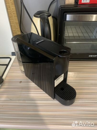 Кофемашина nespresso essenza mini