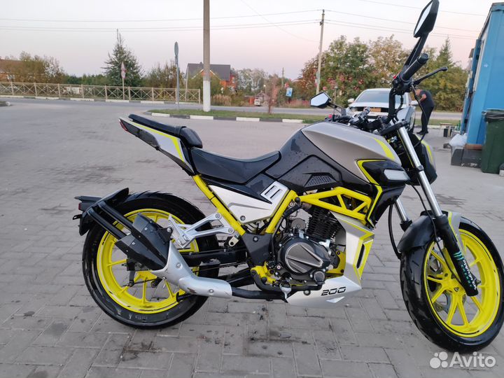 Мотоцикл Nitro 2 200
