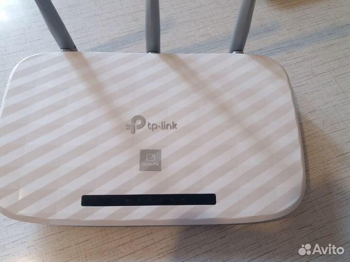 Wi-Fi роутер TP-Link EC220-G5