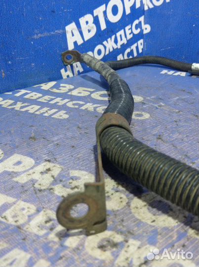 Клемма аккумулятора Mercedes-Benz W220 седан 1999