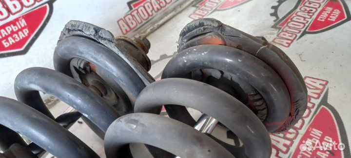 Стойка передняя Mazda Titan WHF5T TF 2001