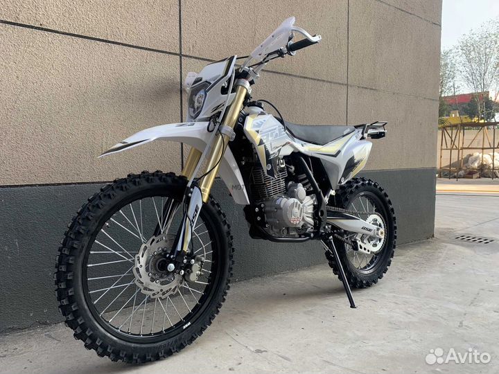 Мотоцикл кроссовый BSE Z3 (172FMM 21/18)